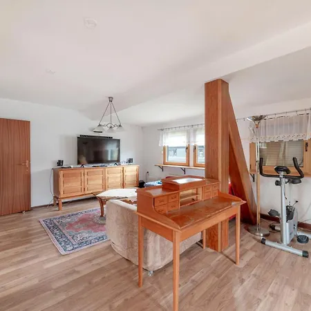 Cozy With Garden, Balcony And Parking Area In