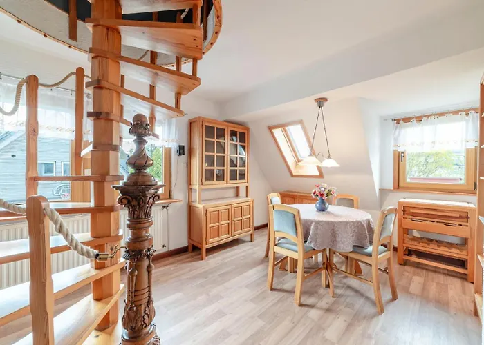 Апартаменты Cozy With Garden, Balcony And Parking Area In